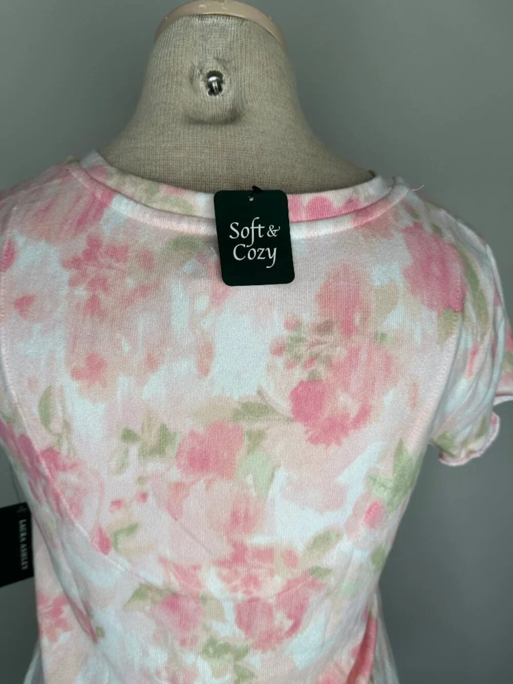 Laura Ashley Women's Vintage Floral Print Soft Cozy Short Pajama Set Size Small